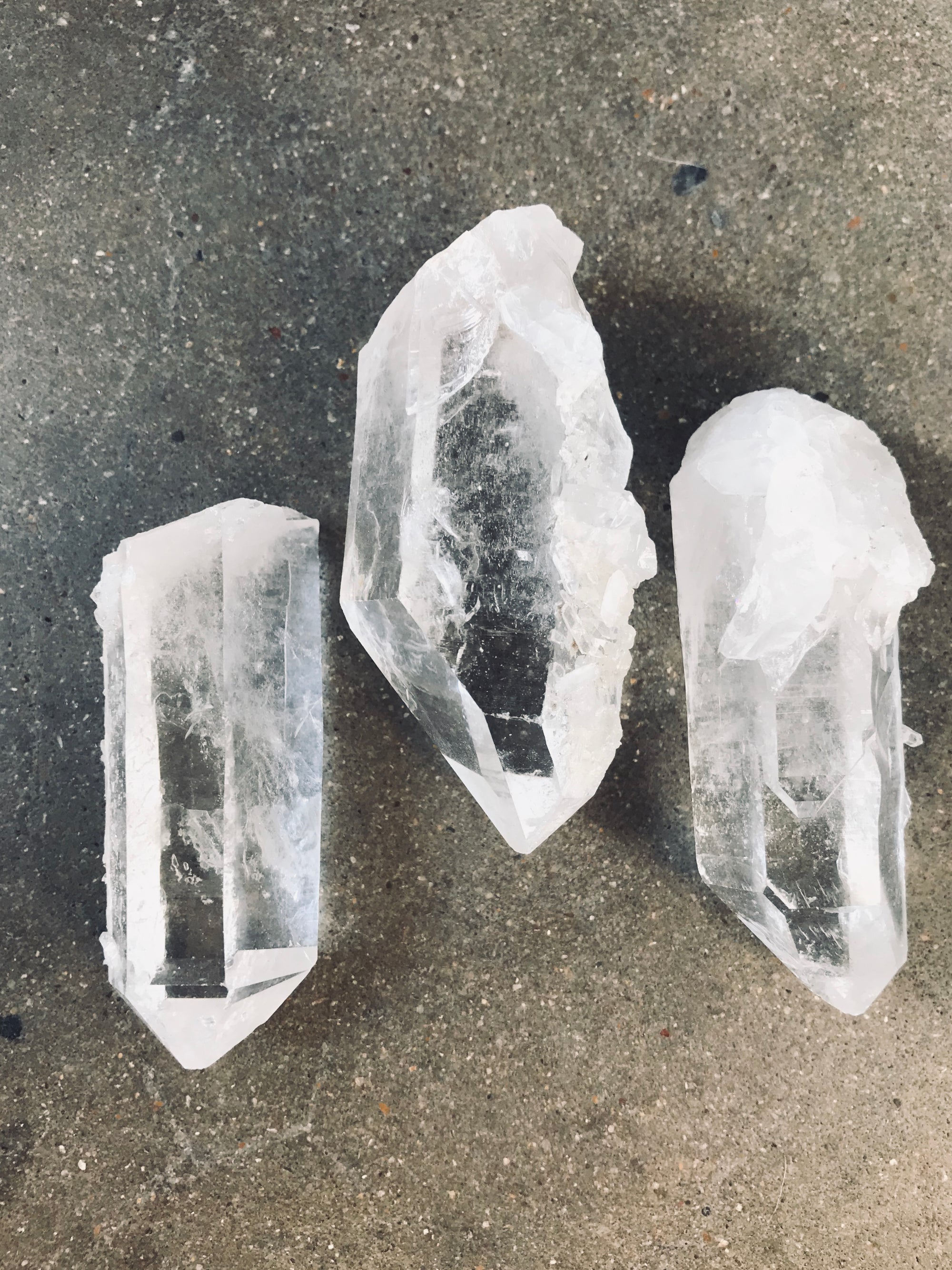 Clear Quartz (Medium)