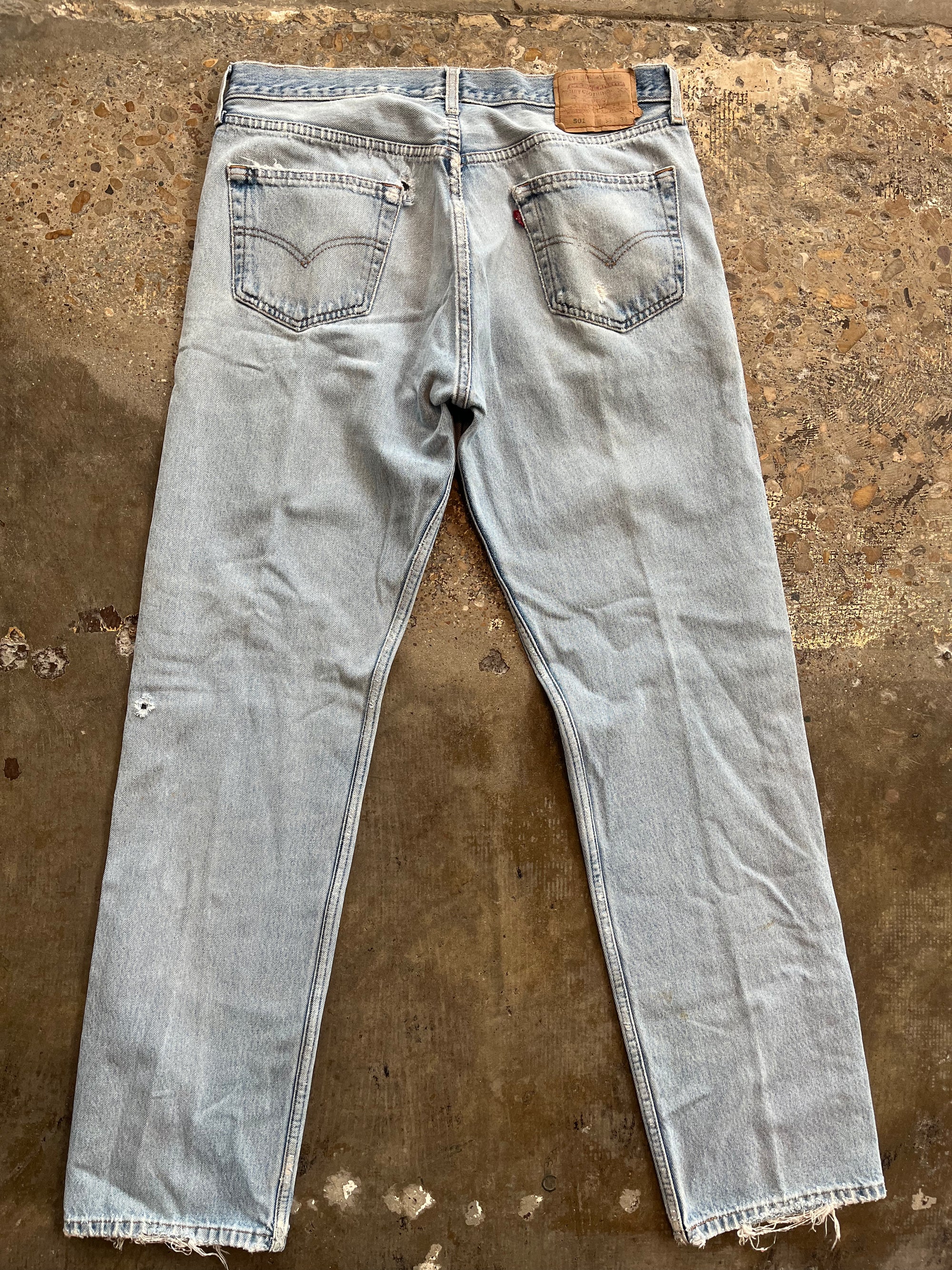 Light Wash Distressed 2000 501 Levi Jeans