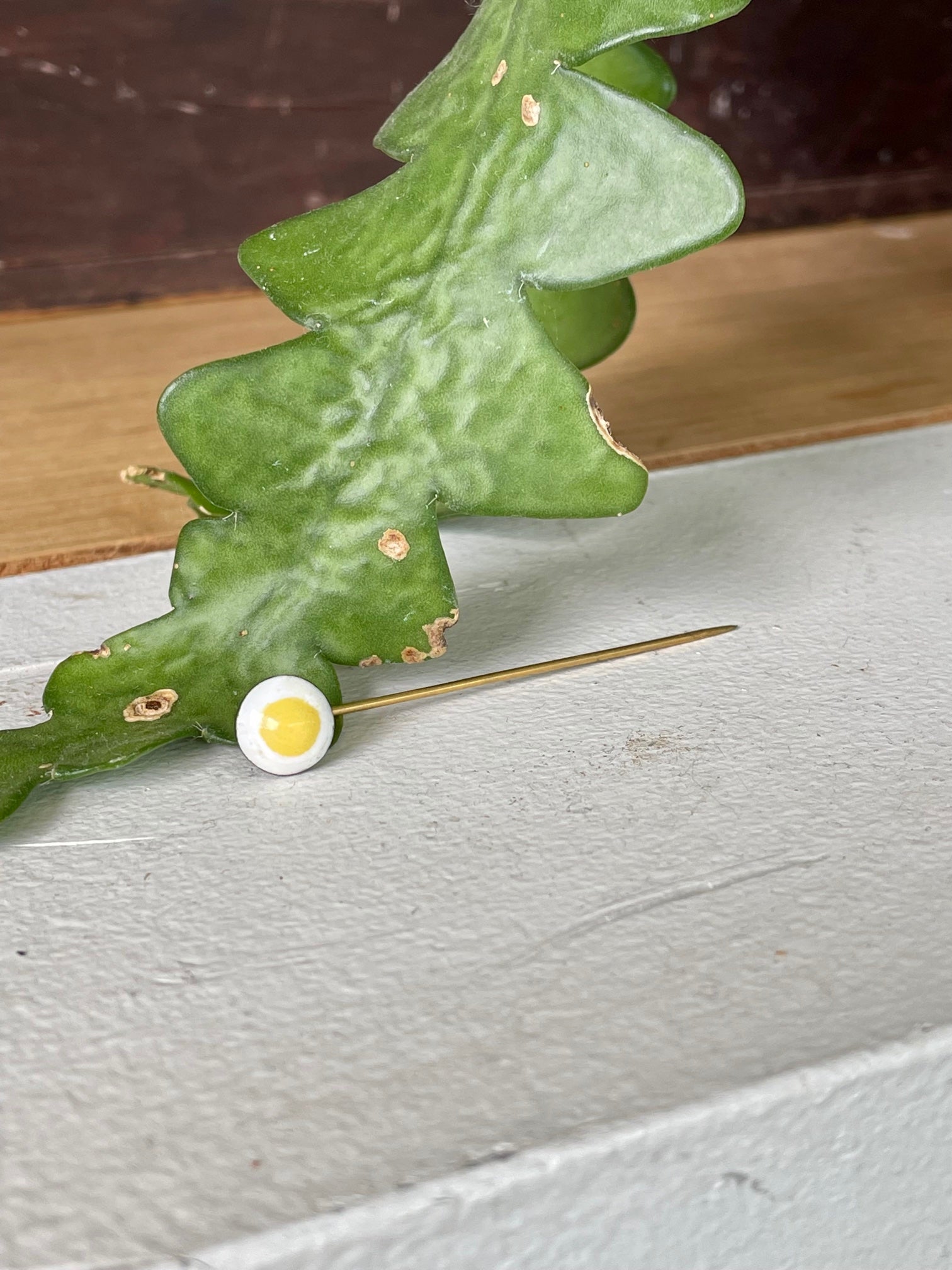 Vintage Egg Hat Pin