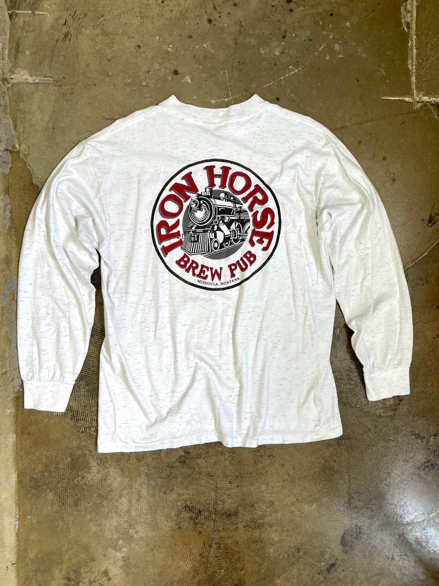 Vintage "Iron Horse Brew Pub" Long Sleeve Graphic Tee