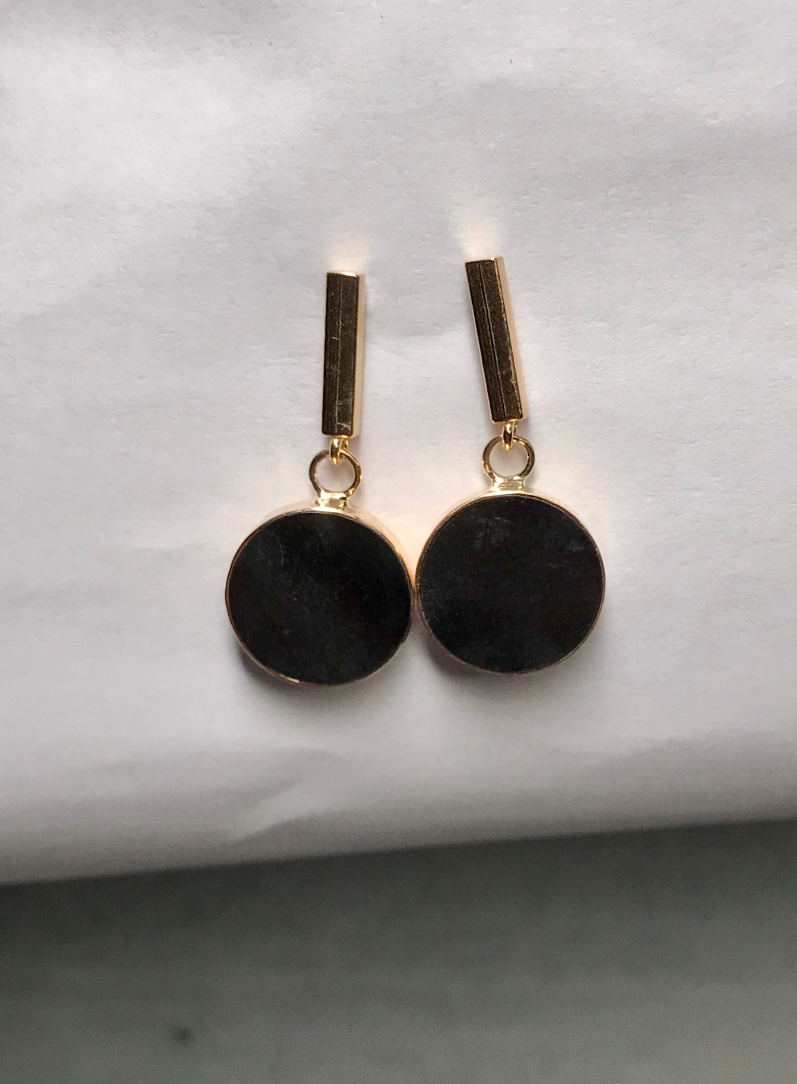 Circ Bar Earrings Black Jade