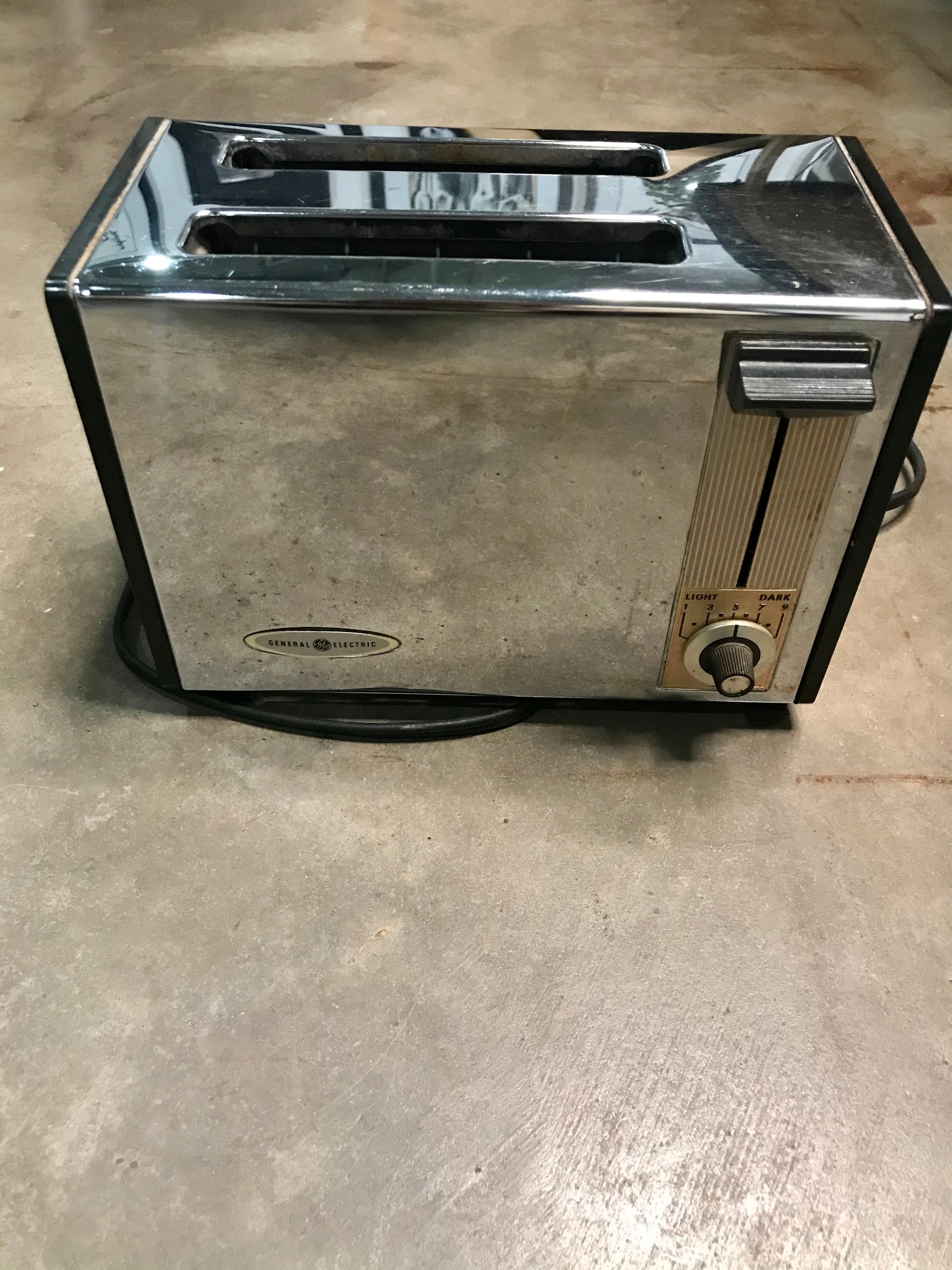 Vintage General Electric Toaster
