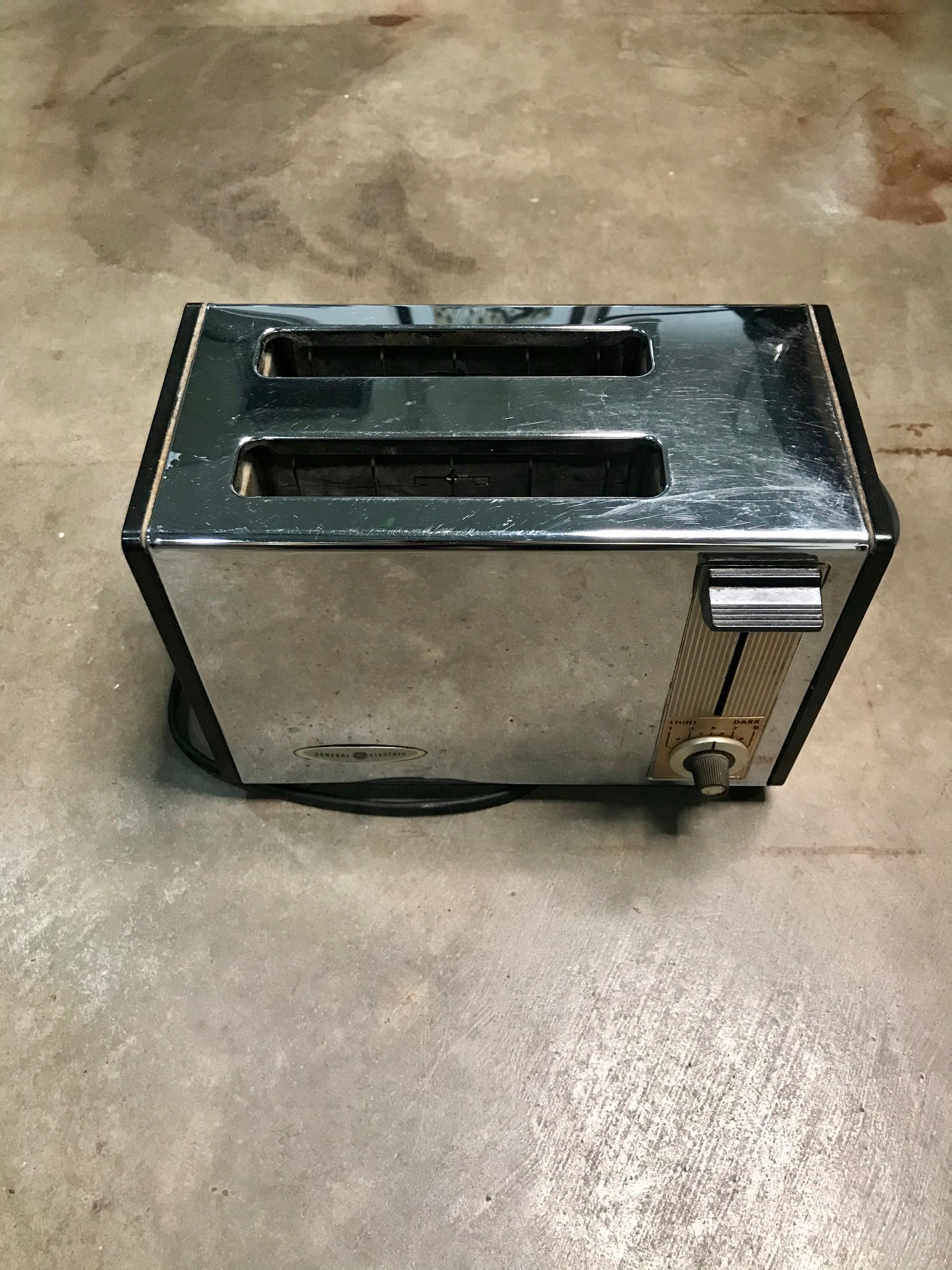 Vintage General Electric Toaster