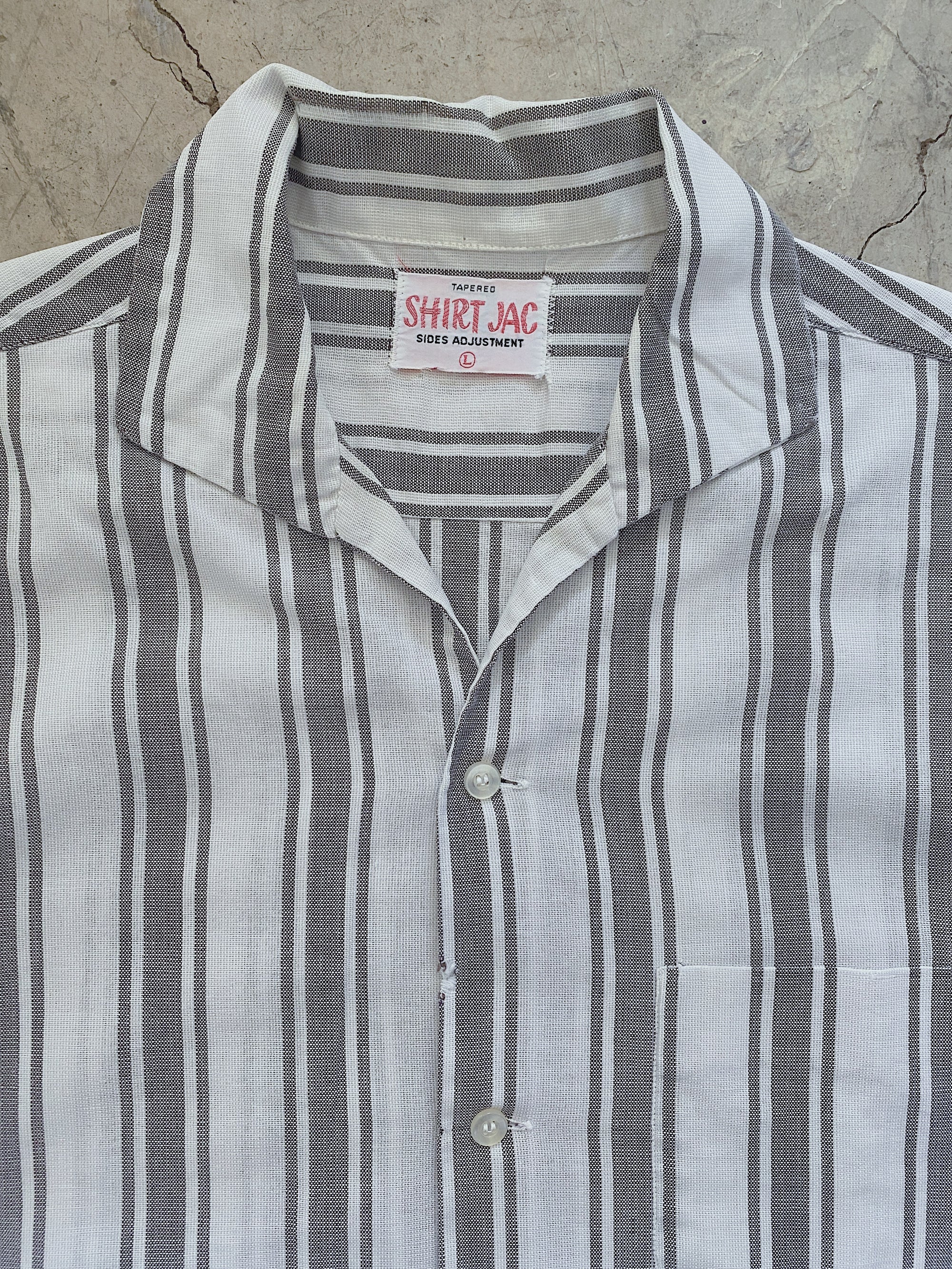 1950's-60's Grey Wide Stripe Short Sleeve Button Down