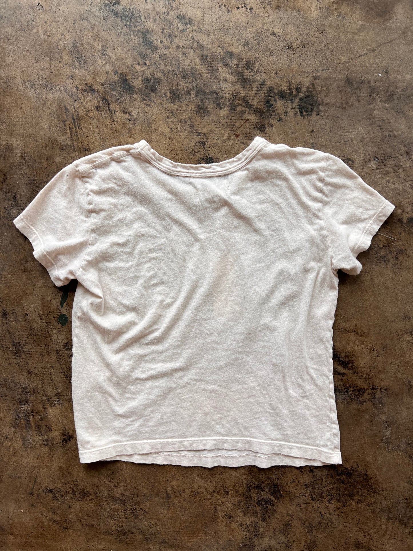 Creme Tee