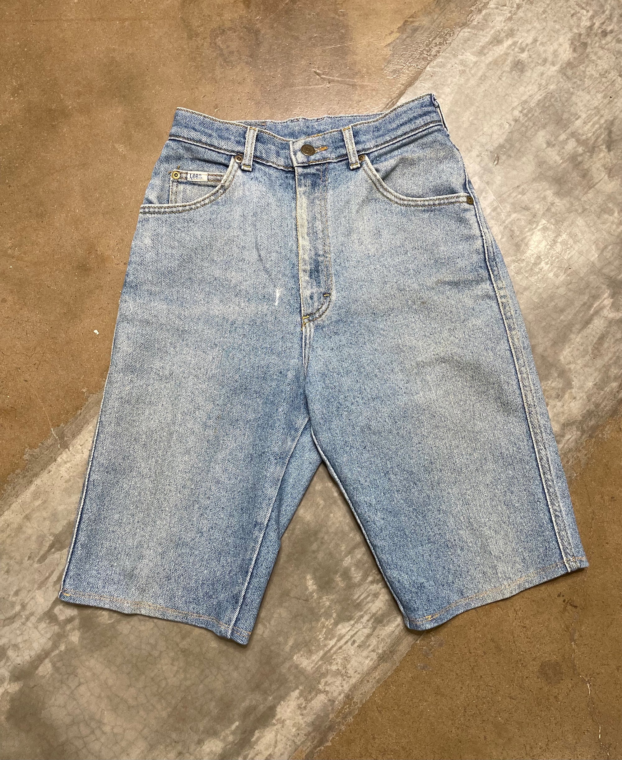 Vintage Women's Lee Denim Bermuda Shorts (Size 8)