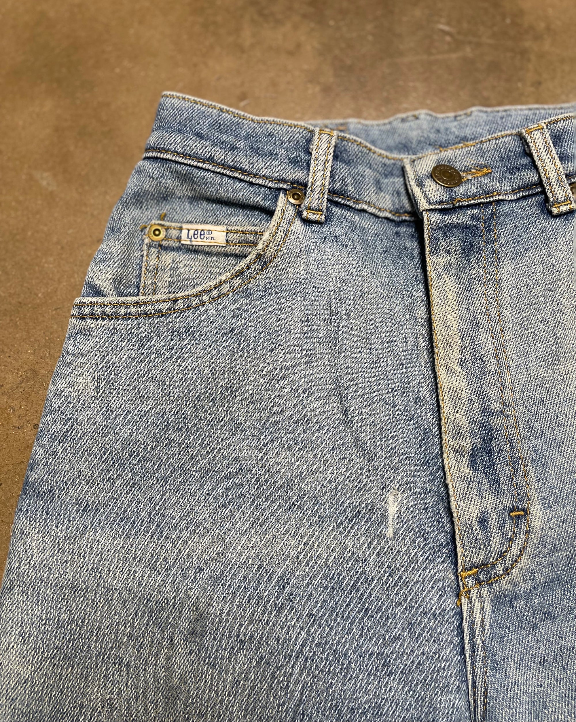 Vintage Women's Lee Denim Bermuda Shorts (Size 8)