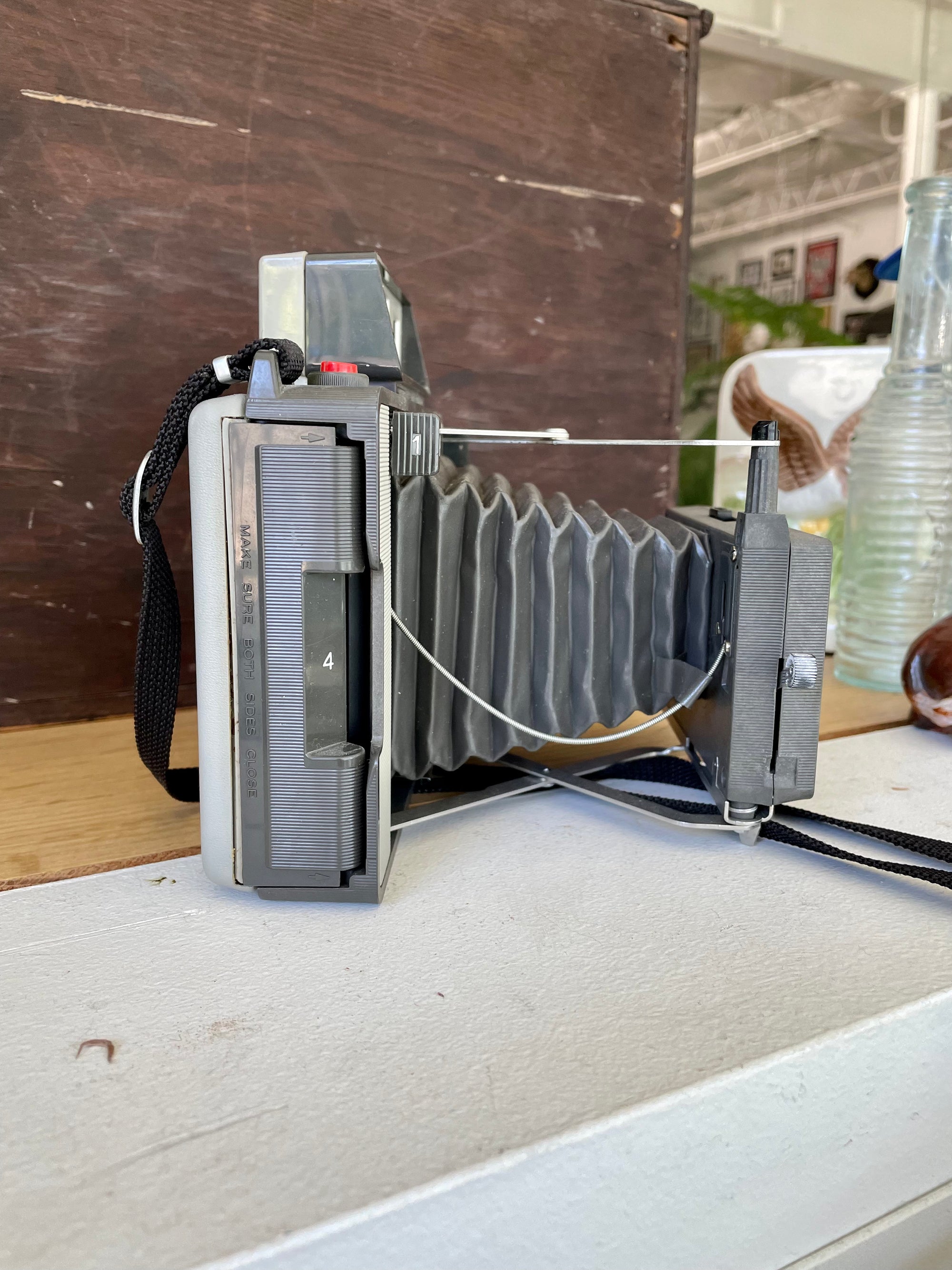 Polaroid 320 Camera