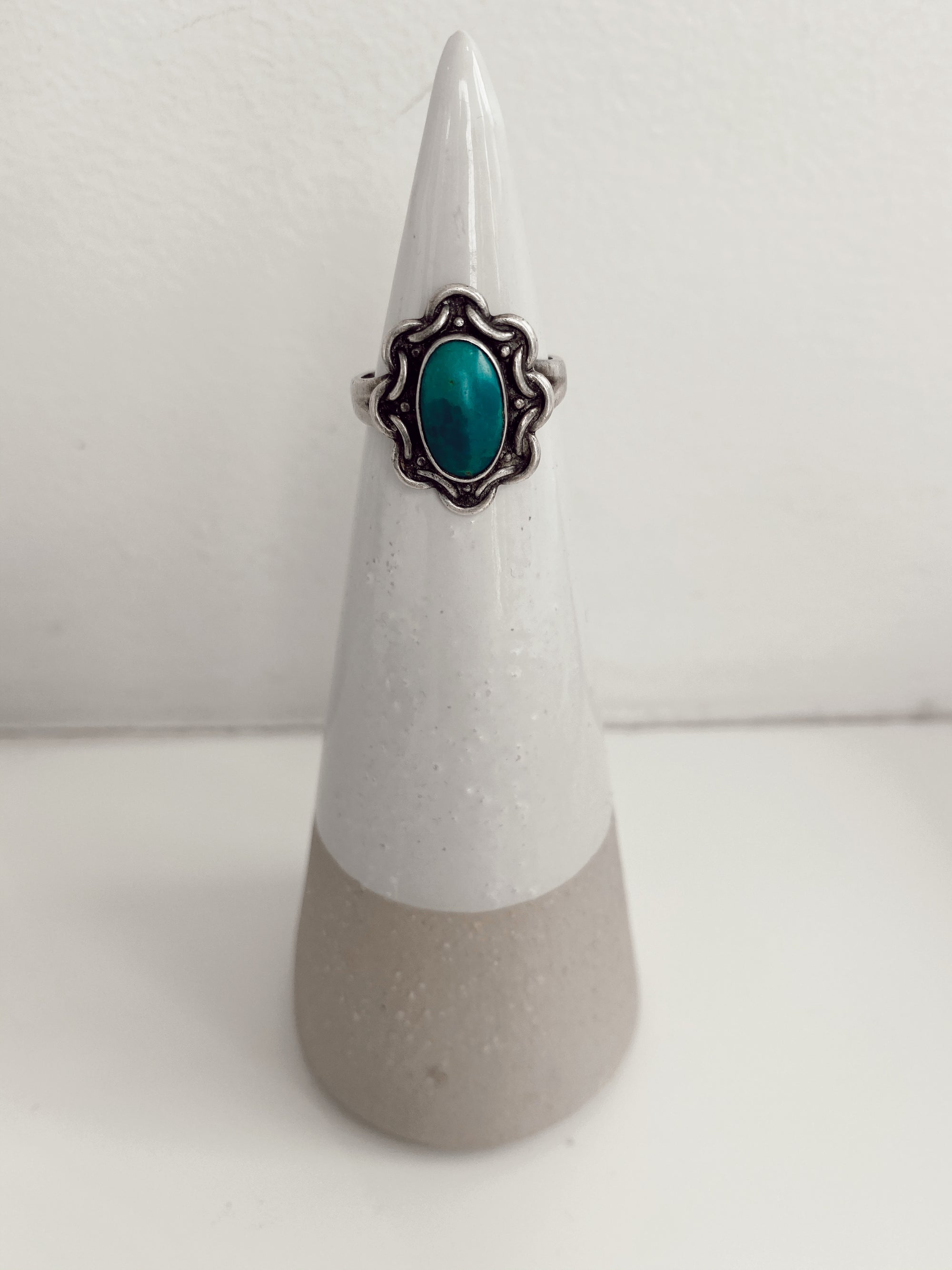 Vintage Knot Turquoise Ring