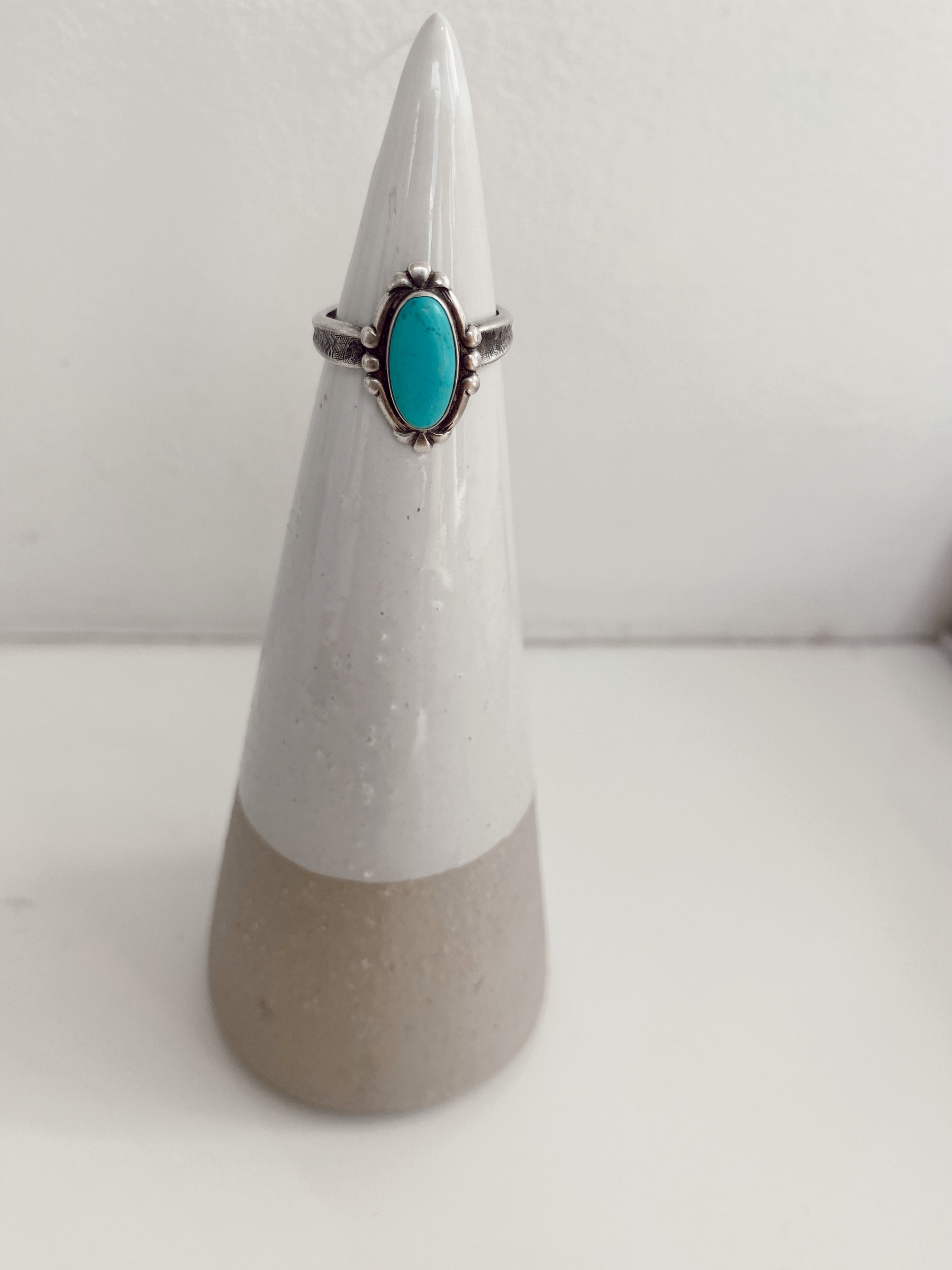 Vintage Oval Turquoise Ring