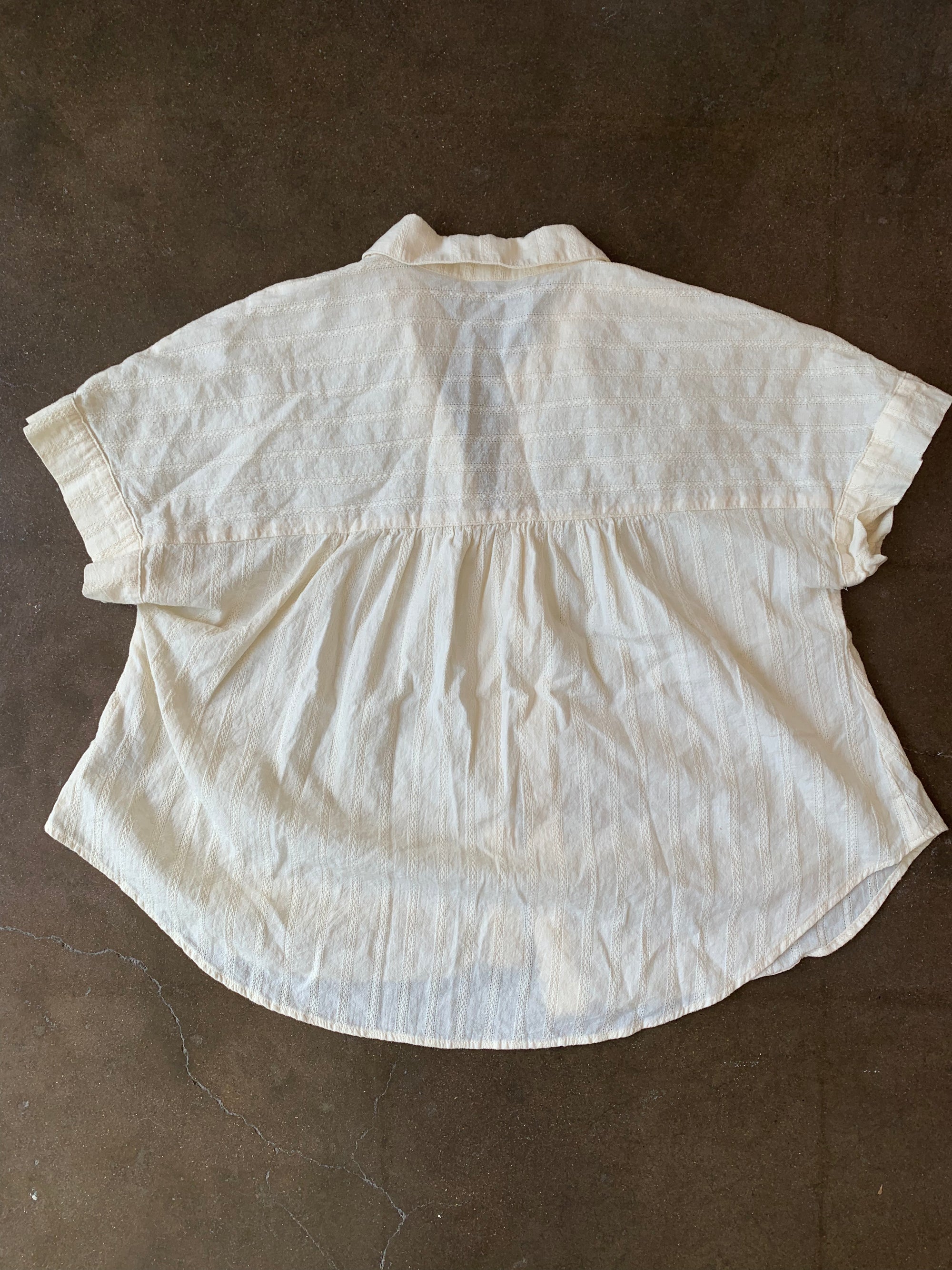 Cream Short Sleeve Cropped Button Down