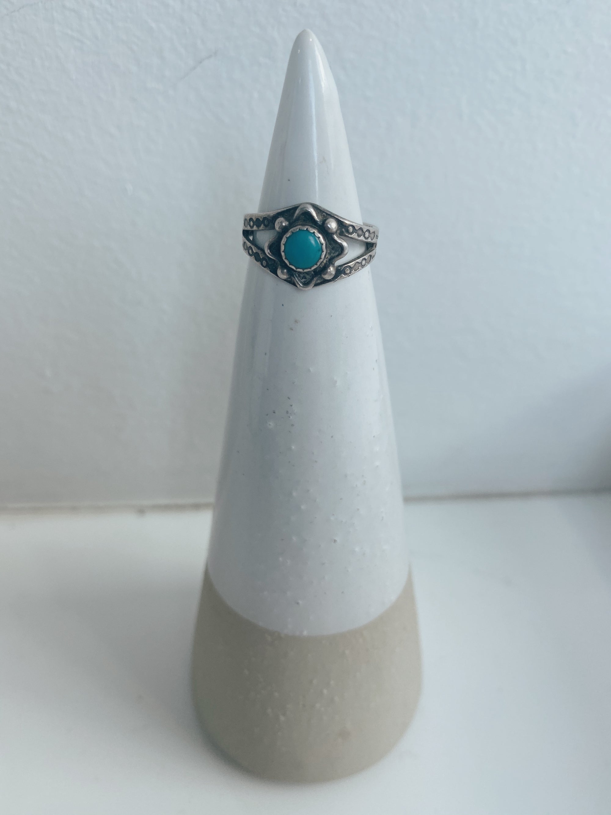 Vintage Flower Ring
