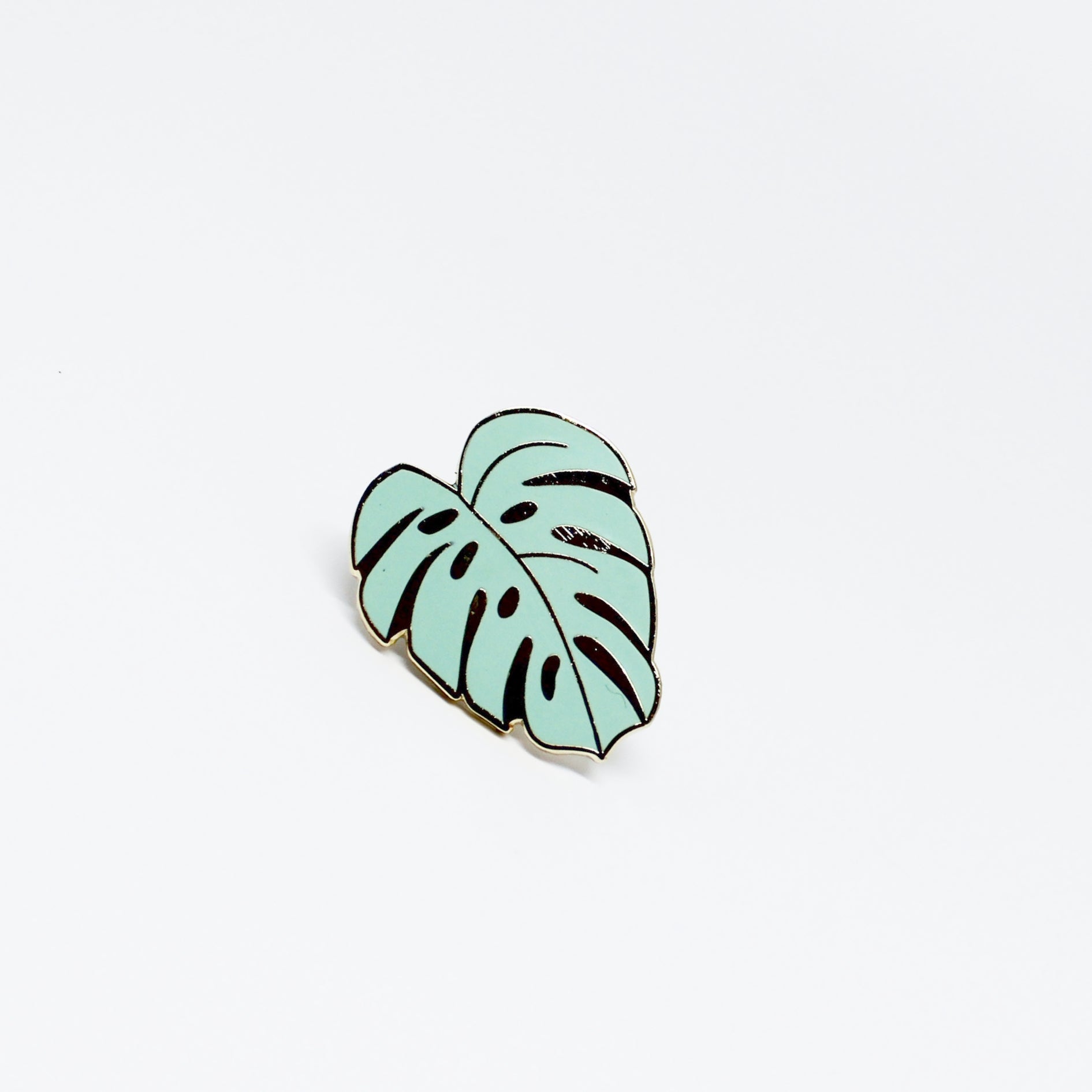 Monstera, plant, lapel pin, gold, green, vegan, cruelty free, Samantha Leung 