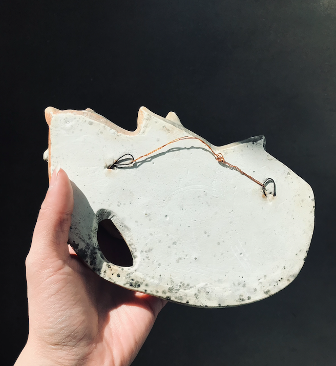 Ceramic Hanging 3 Horse Heads