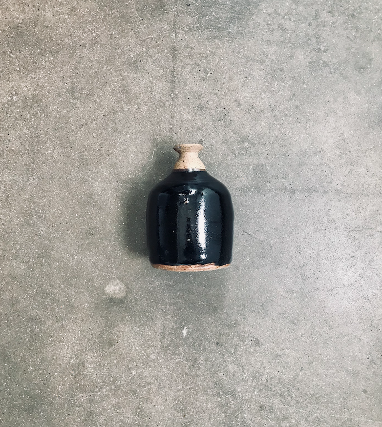Small Black/Tan Bud Vase