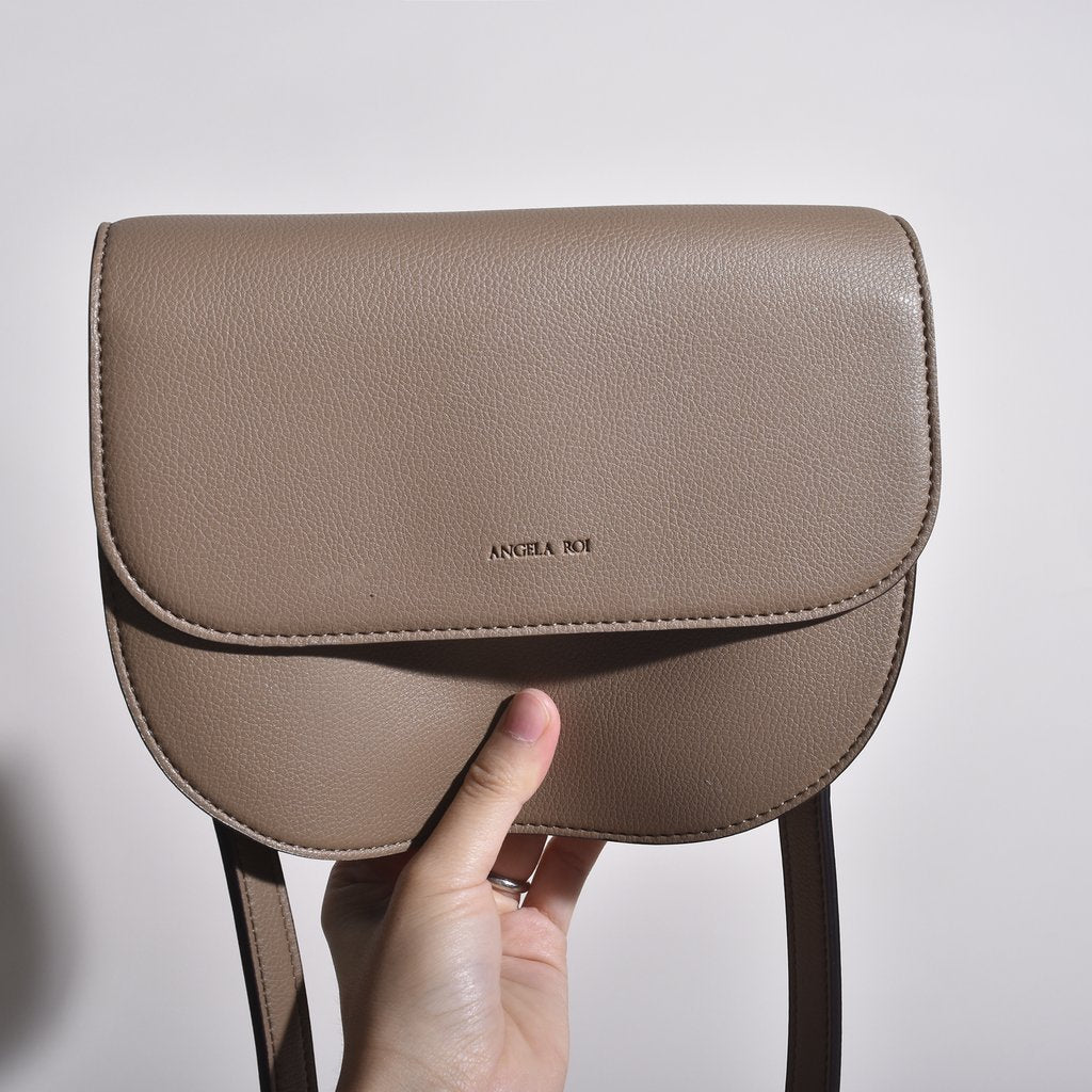 Hamilton Round Crossbody *Multiple Colors Available*