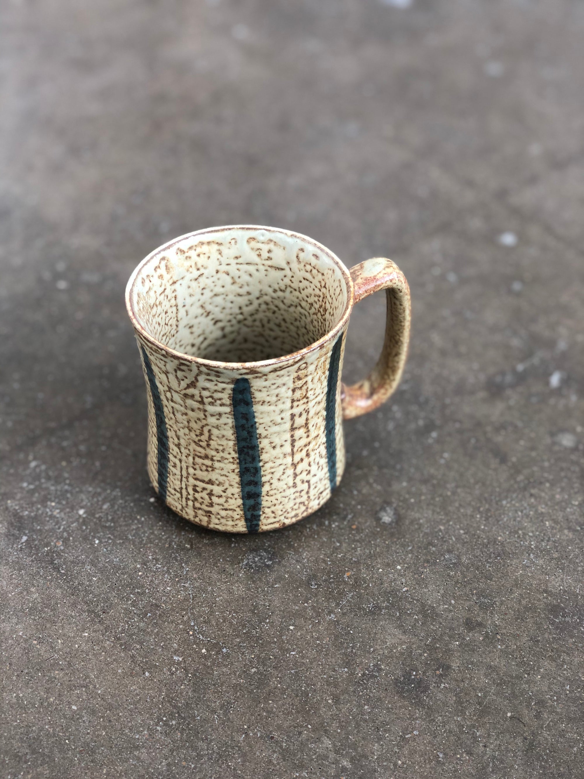 Vintage Mug With Vertical Stripes