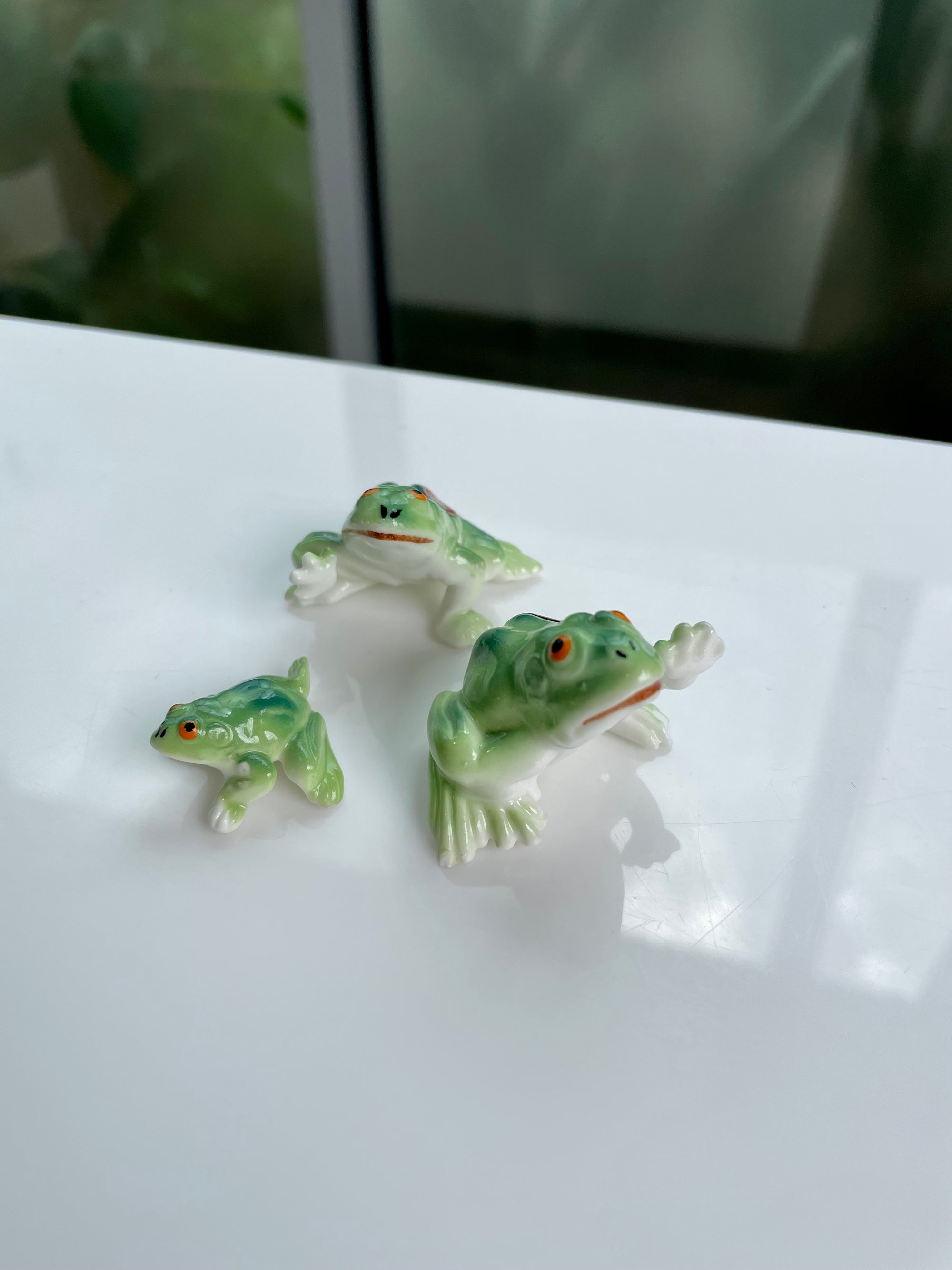Set of 3 Frog Figurines