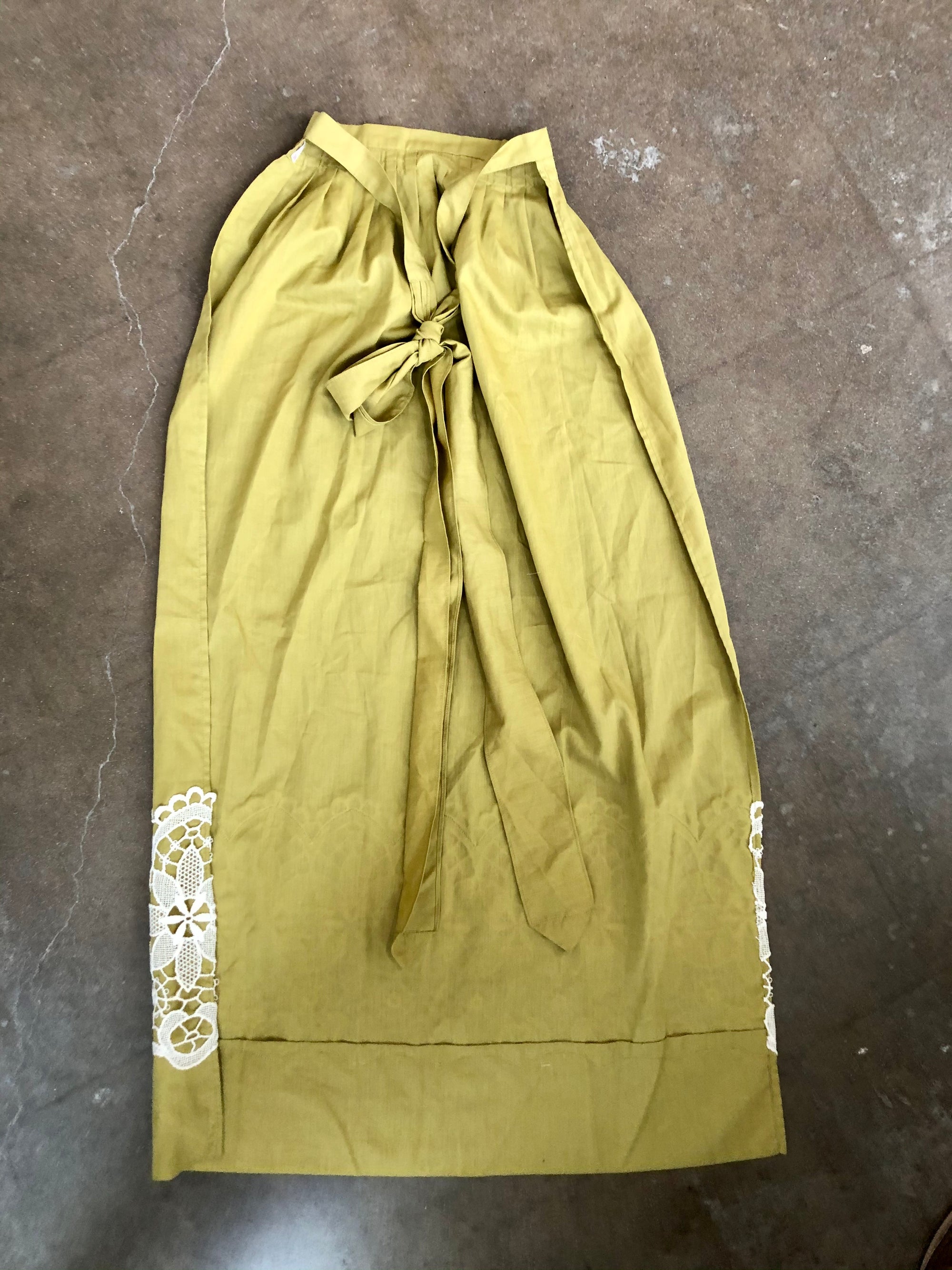 Vintage Chartreuse Apron